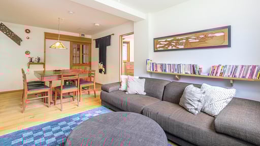 Chalet Murasaki Living room 2