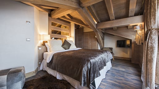 Chalet Opale Bedroom 1