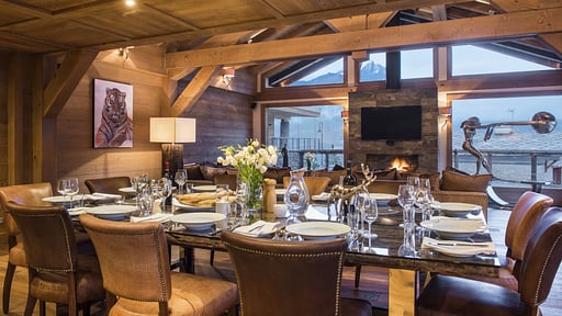 Chalet Opale Dining area
