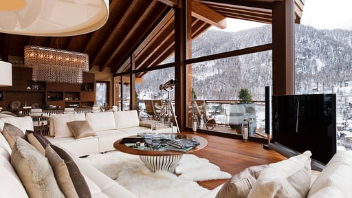 Chalet Peak Living room