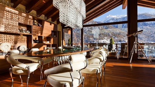 Chalet Peak Dining area