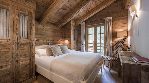 Chalet Petit Ours Bedroom 4