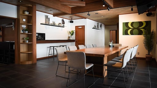 Chalet Powderhouse Dining area