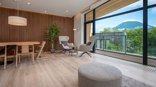 Chalet Ryoun Dining area