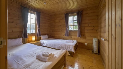 Chalet Sapphire Bedroom 1