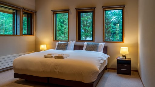 Chalet StarChase Bedroom 1