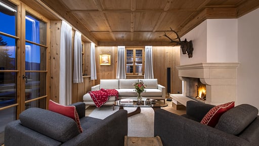 Chalet Tire Bouchon Living room