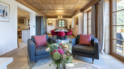 Chalet Tire Bouchon Living room