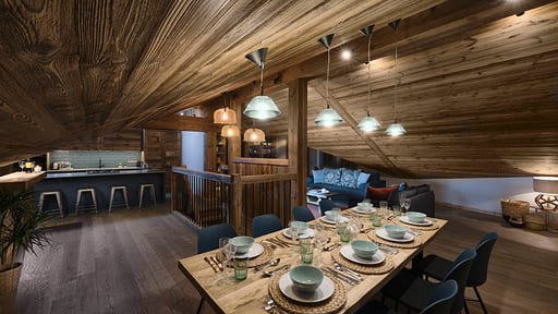 Chalet Vesper Dining area