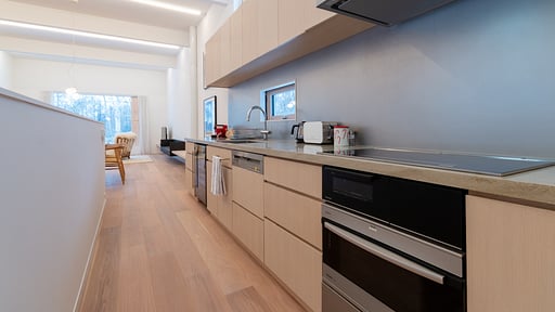 Chalet W Kitchen