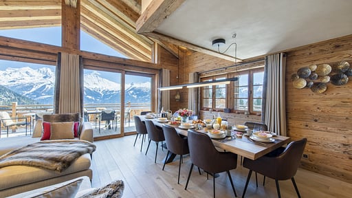 Chalet Westrock Dining area