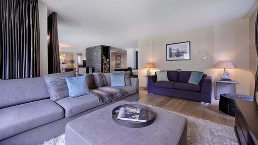 Chalet White Pearl Living room