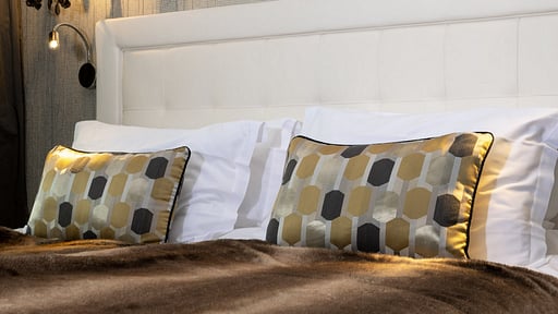 Chalet White Pearl Bedroom 2
