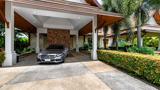 Champagne Villa Others