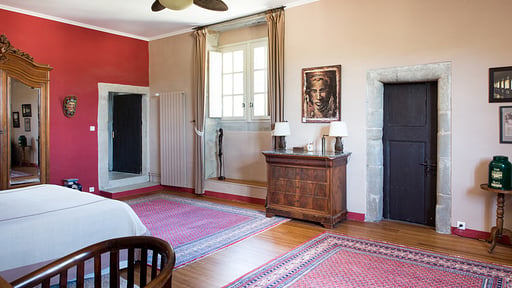 Chateau De L'Ange Bedroom 6
