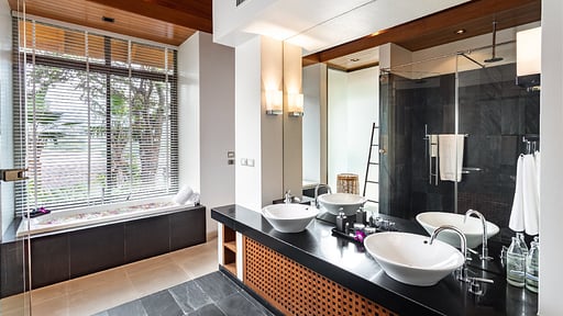 Villa Chelay Bedroom 4