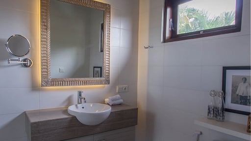 Chimera Villas Bedroom 8