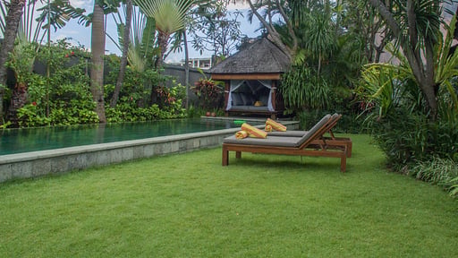 Chimera Villas Garden 2