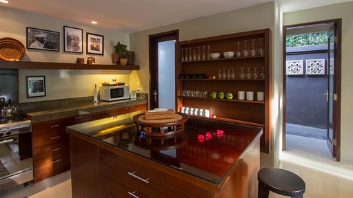 Chimera Villas Kitchen 1