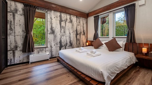 Chise Fukuro Chalet Bedroom 1