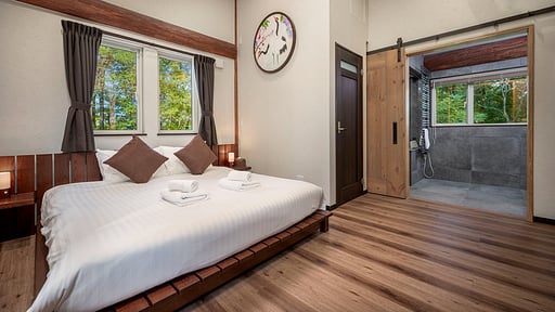 Chise Fukuro Chalet Bedroom 1