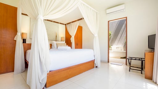 Chocolat Villas Bedroom 8