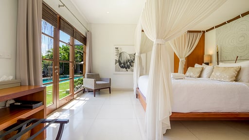 Chocolat Villas Bedroom 8