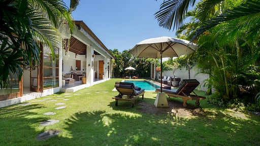 Chocolat Villas Garden