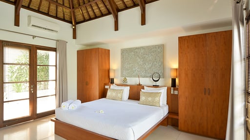 Chocolat Villas Bedroom 1