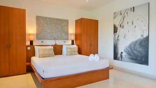 Chocolat Villas Bedroom 5