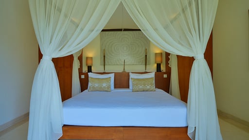 Chocolat Villas Bedroom 7
