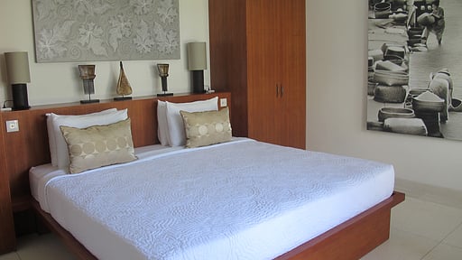 Chocolat Villas Bedroom 6