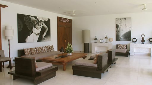 Chocolat Villas Living room 1