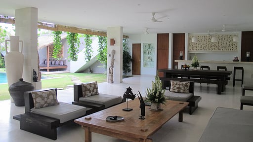 Chocolat Villas Living room 1