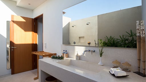 Chocolat Villas Bedroom 5