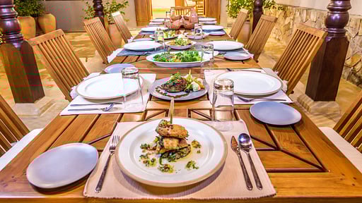 Cinnamon House Terrace/Veranda