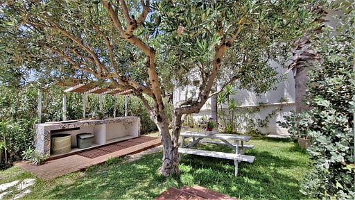 Cinzia's Apartment Barbecue