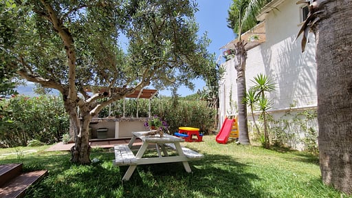 Cinzia's Apartment Barbecue