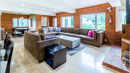 Cisco Moon Chalet