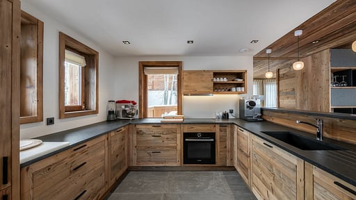 Chalet Ciuk Kitchen