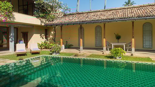 Cloisters Villa Swimming pool