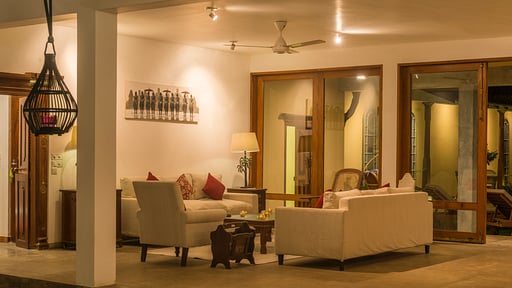 Cloisters Villa Living room 1