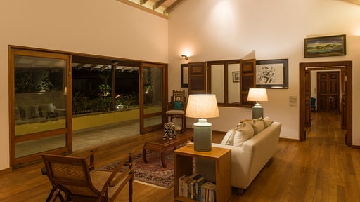 Cloisters Villa Living room 2