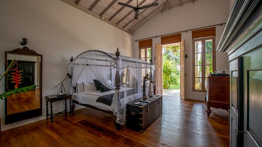 Colonial Mansion Chambre 1