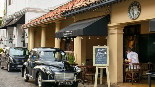 Contemporary Villa Surroundings