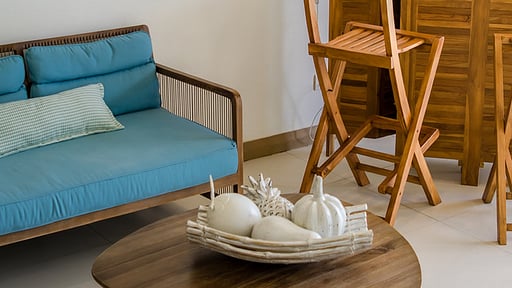 Coral Bay Beachfront Apartment Wohnbereich 2