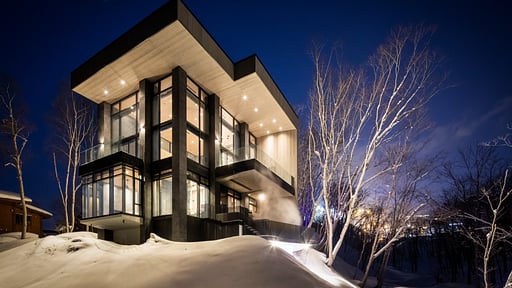 Corniche Hirafu Chalet Surroundings