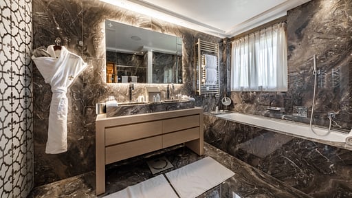 Crans Montana Chalet One Chambre 2
