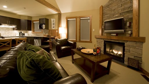 Creekside A Living room