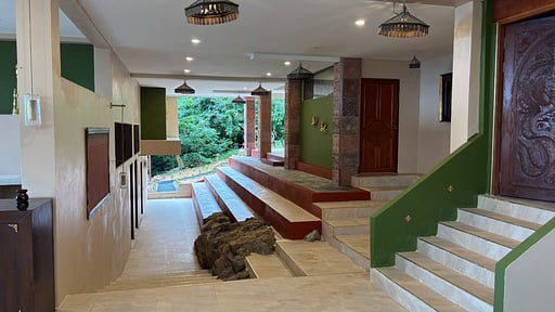 Crystal Y Villa Living room 2